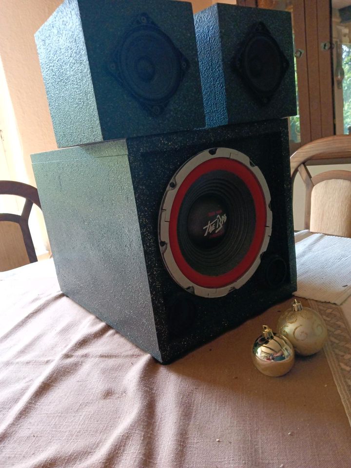 Satelliten System 2.1 Subwoofer Eigenbau in Melle