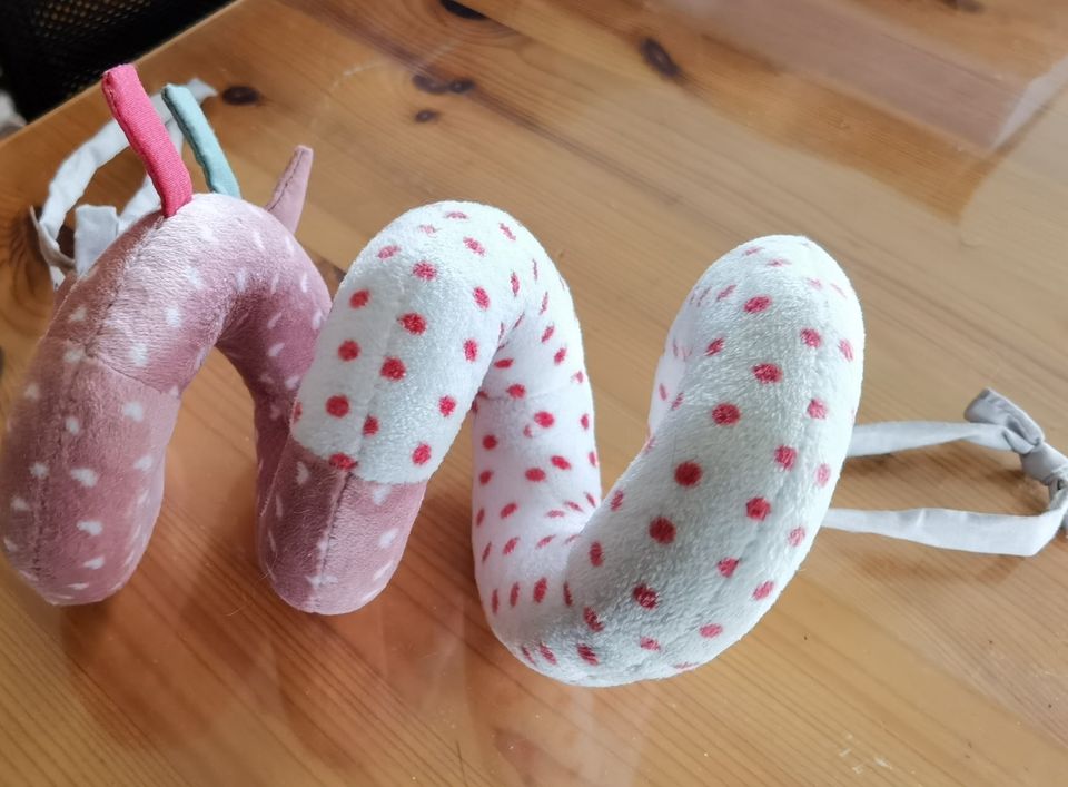 Baby Spielzeug für Babyschale und Laufgitter rosa Punkte Kinderwa in Potsdam