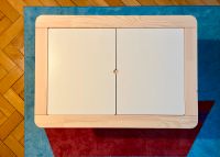 FLISAT von Ikea, Kindertisch, 83x58 cm inkl 2 Aufbewahrungsboxen München - Maxvorstadt Vorschau