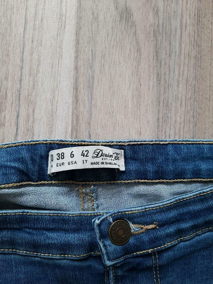 Jeans Gr. 38 in Reinbek