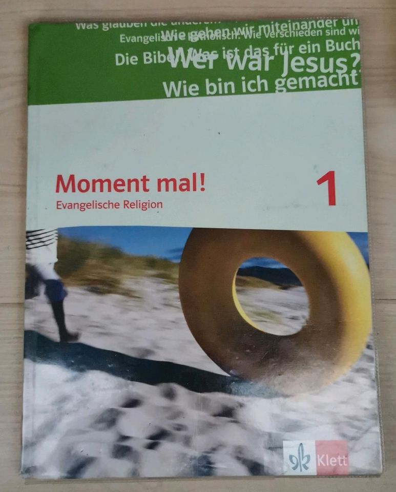 Moment mal 1, evang. Religionsbuch in Bad Fallingbostel