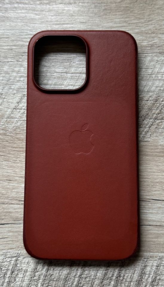 Apple iPhone 14 Pro Max Leather Case (Mag Safe) umber in Hürth