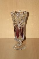 Glas Vase, Bleikristall mit Rubinrot, ca. 18 cm hoch Nordrhein-Westfalen - Haan Vorschau