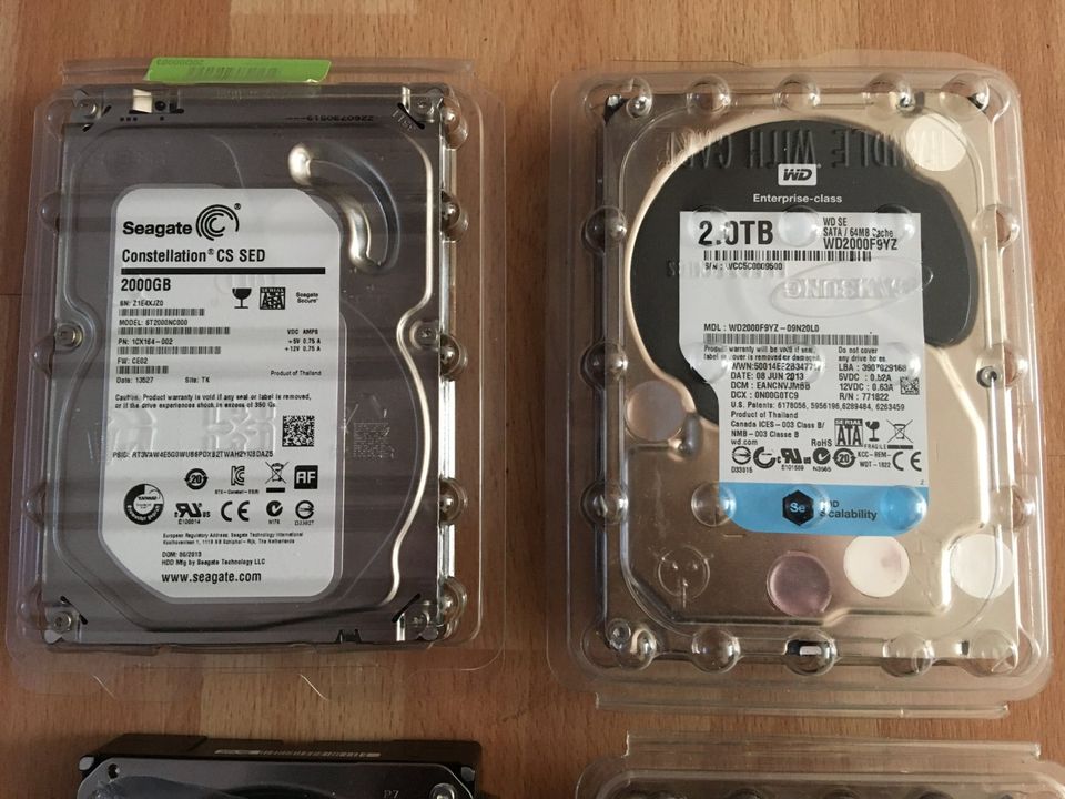 8TB 4x2TB SATA HDDs 3.5" Seagate Constel., WD Enter., 2xWD Caviar in Herne