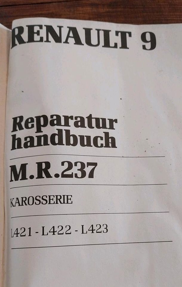 Reparaturhandbuch Karosserie Renault 9 L421-L423 in Freckenfeld