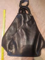 schwarze, elegante, multifunktionale Tasche / Rucksacktasche Niedersachsen - Unterlüß Vorschau