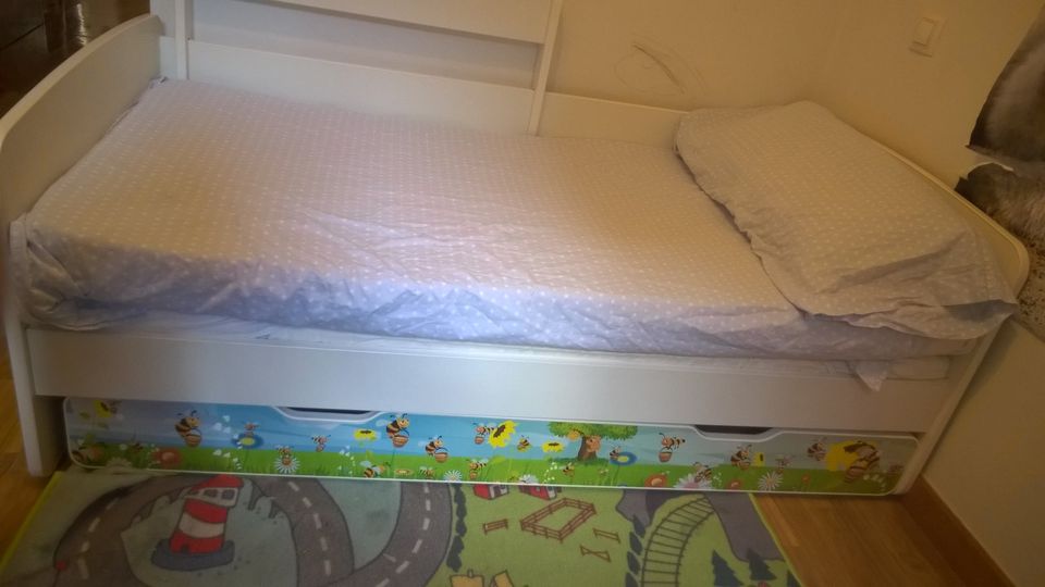 Kinderbett Jugendbett 80x160 mit Bettkasten aus 1. Hand in Düsseldorf
