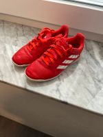 Adidas copa Kinder Fußball Hallenschuhe in 33/ rot Bayern - Vaterstetten Vorschau