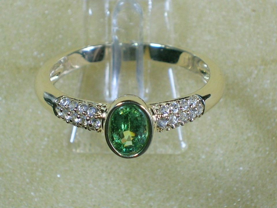 NEU: Ring Größe 20 / 63 375 Gold mit Demantoid + Zirkon in Solingen