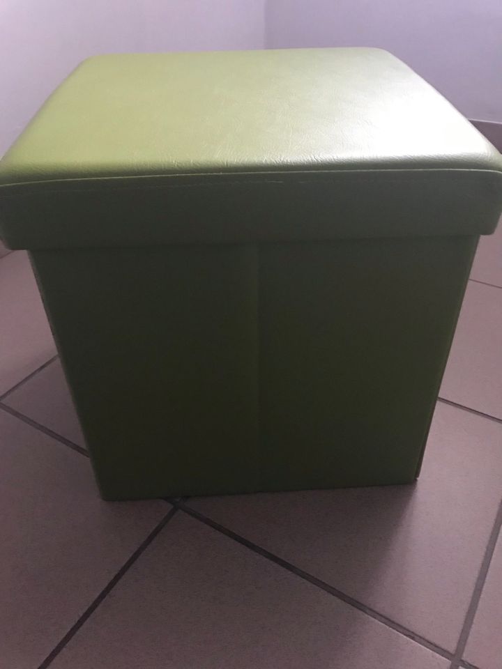 Sitzhocker Aufbewahrungsbox faltbar grün in Engelskirchen