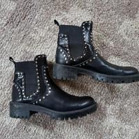 ZARA Ancle Boots/Stiefelette mit Nieten, Gr. 38 Niedersachsen - Königslutter am Elm Vorschau