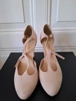 Buffalo Highheels puderrosa/nude Gr.40 Hessen - Lauterbach (Hessen) Vorschau