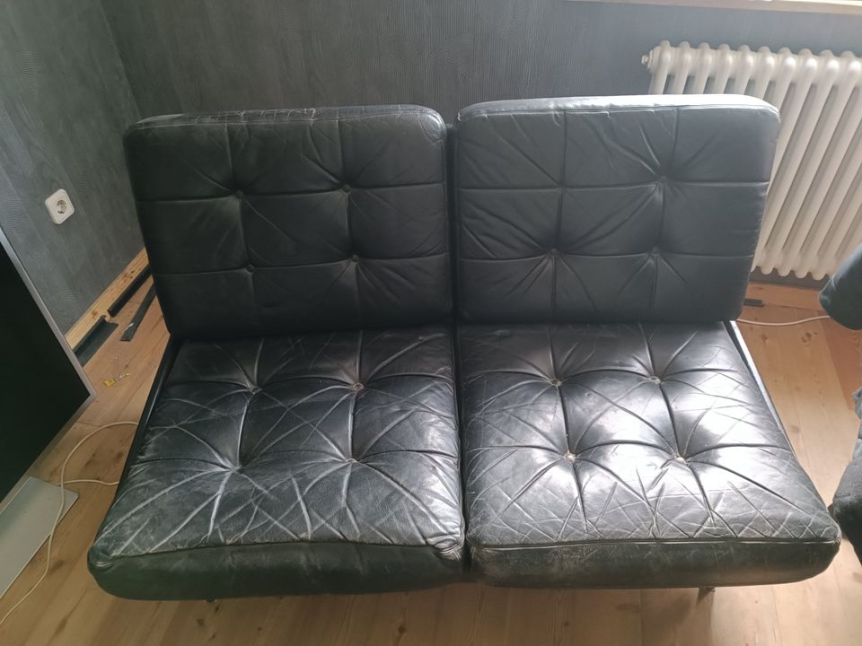 Vintage Sofa Profiliga  nur bis morgen Abend 120€ in Saterland
