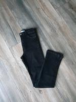 Bershka * Jeans * gr.38 Nordrhein-Westfalen - Ahlen Vorschau