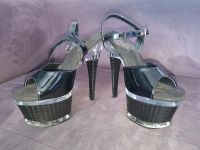 High Heel Pleaser Illusion 659 Lack Plateau schwarz Bayern - Olching Vorschau