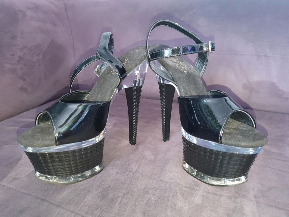 High Heel Pleaser Illusion 659 Lack Plateau schwarz in Bayern - Olching |  eBay Kleinanzeigen ist jetzt Kleinanzeigen