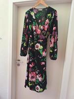 Wickelkleid Gr. 44 neu Baden-Württemberg - Sonnenbühl Vorschau