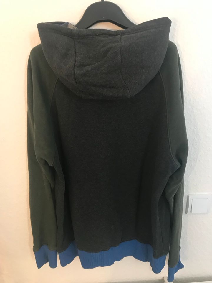 Nike 6.0 Hoodie Gr. L in Siegburg