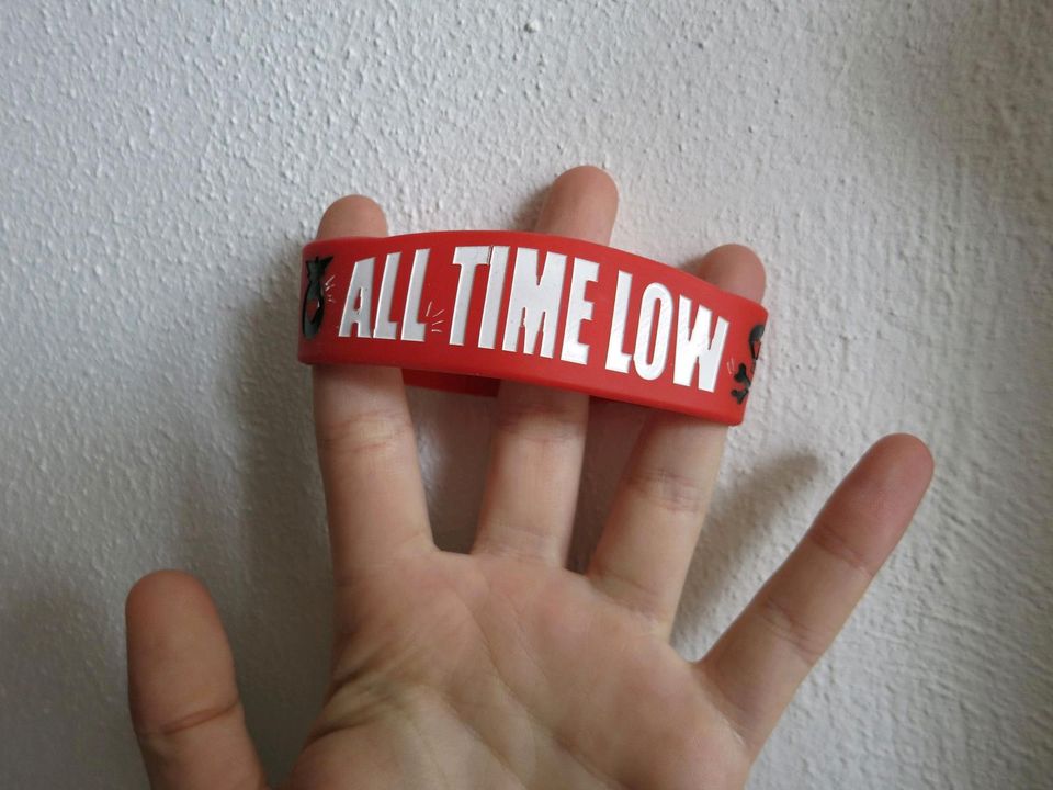 All Time Low Silikon Armband in Unterhaching