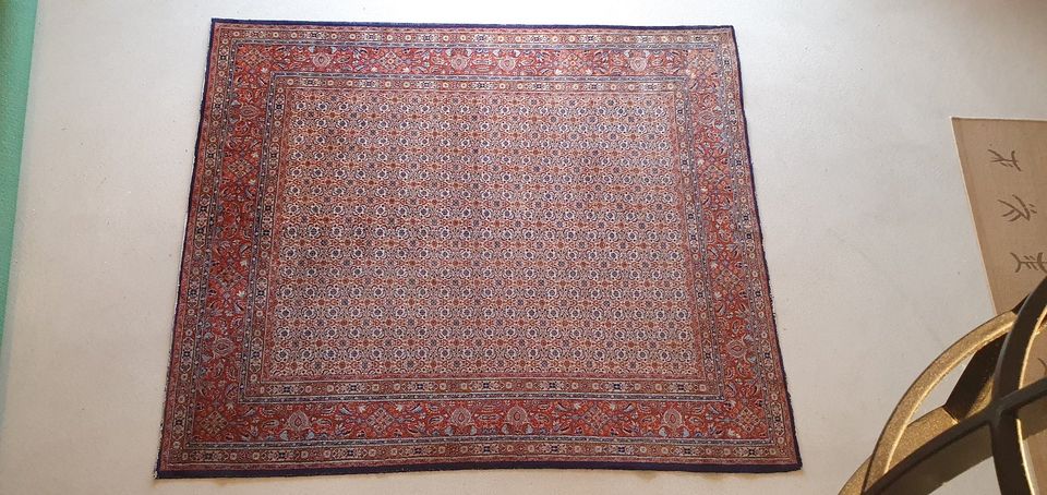 echter orientalischer Persischer Moud, 250 x 210 burgunderrot in Wallmerod