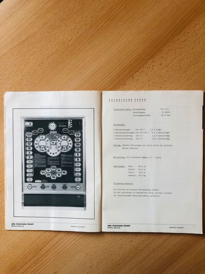 GELDSPIELAUTOMAT URDISC BEDIENUNGSHANDBUCH (1984) in Kamen