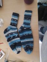 Selbstgestrickte Socken mit verstärkter Ferse Bayern - Trebgast Vorschau