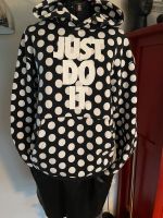 NIKE Hoodie, Sweater, Kapuzenpulli, Gr M, Schwarz, weiße Punkte Nordrhein-Westfalen - Hemer Vorschau