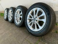 Winterräder 17 Zoll Mercedes GLA W156 X256 Alu DOT15 5-7,5mm Hessen - Maintal Vorschau