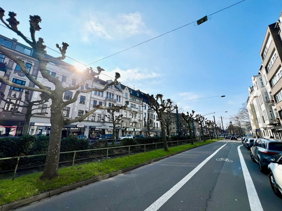 Gewerbeflächen (EG + OG) in Toplage auf der Luegallee von D-Oberkassel in Düsseldorf