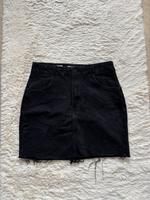Schwarzer Mini Jeansrock Bershka M Bayern - Regensburg Vorschau