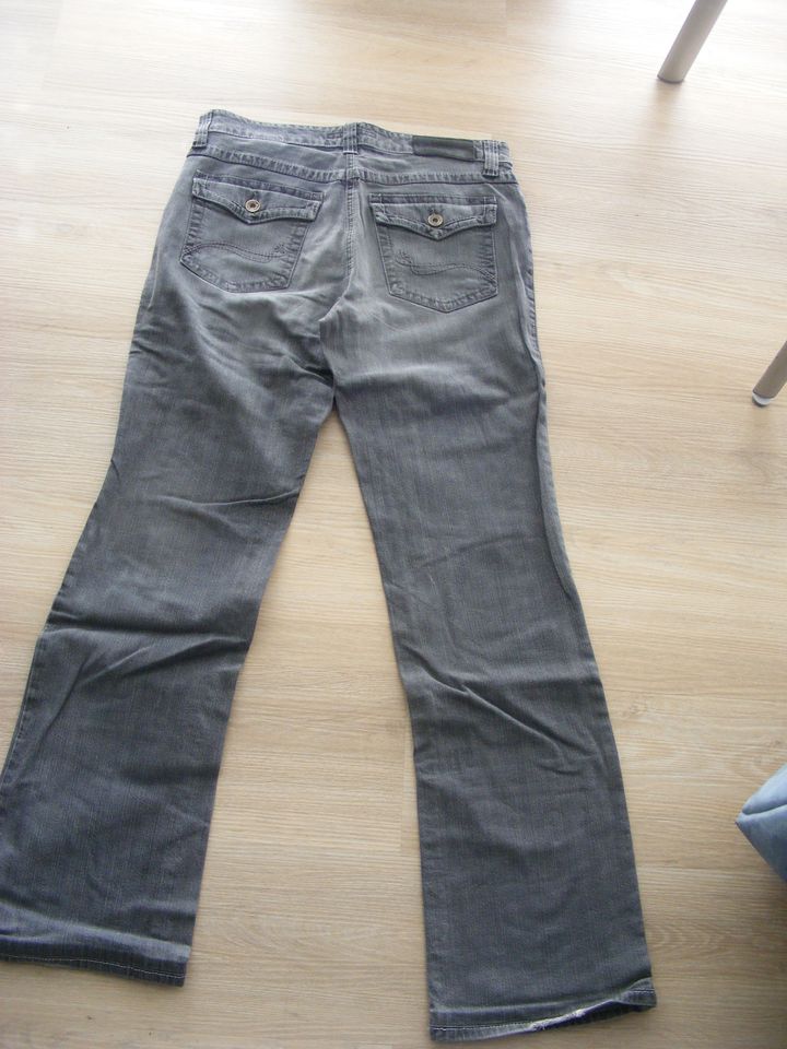 MAC Jeans Jamie 40/ 34 Hose in grau in Lambrecht (Pfalz)