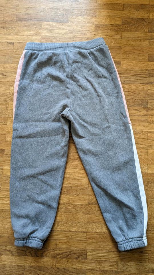 H&M Jogginghose Gr. 104 grau/rose/weiß in Dresden