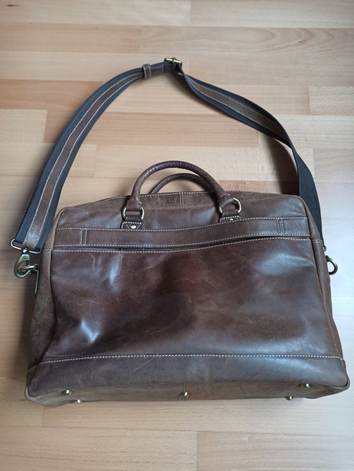 Ledertasche in Vintage-Optik in Homburg