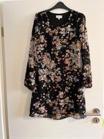 Kleid Apricot, Größe XS schwarz mit Blumen Bayern - Kühbach Vorschau