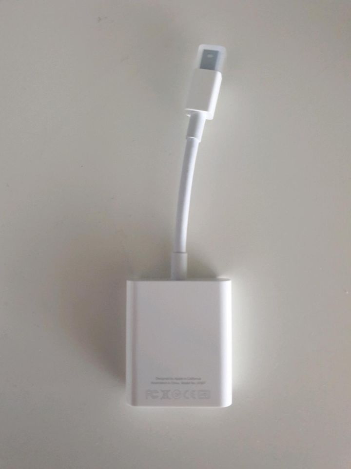 Apple Mini Displayport to VGA Adapter in Düsseldorf