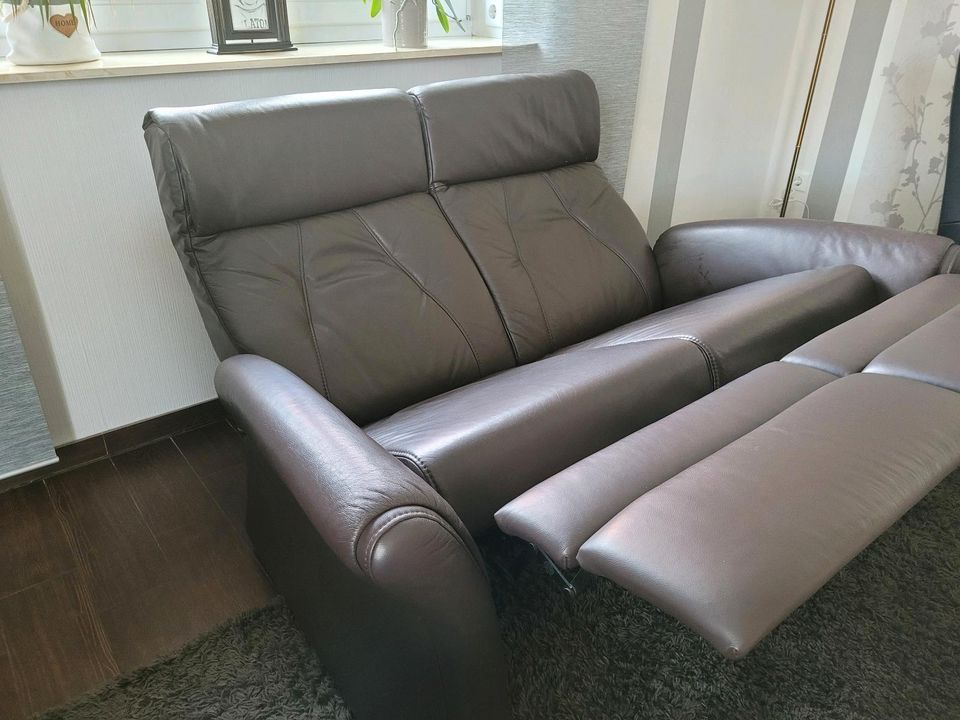 Hochwertiges Himolla Sofa mit Relaxfunktion in Westoverledingen