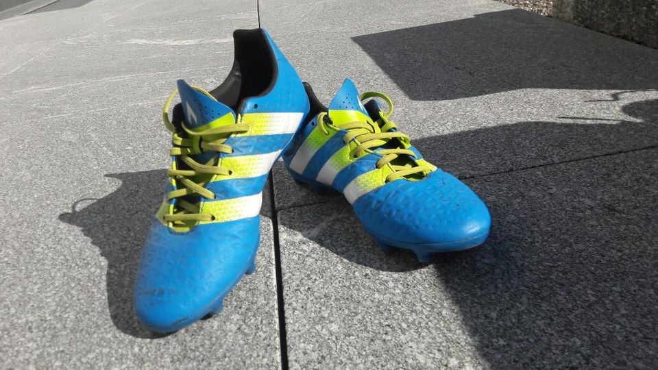 Jugend Fussballschuhe ADIDAS ACE 16.3 in Allensbach