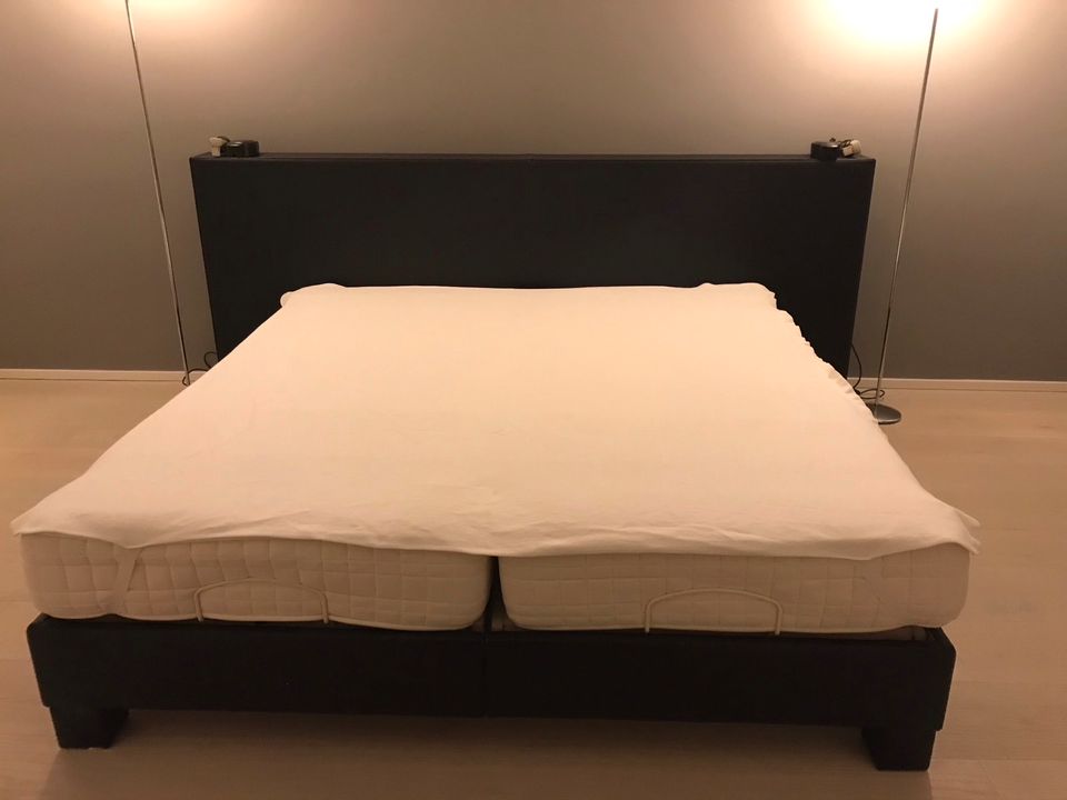 TRECA Bett in Düsseldorf