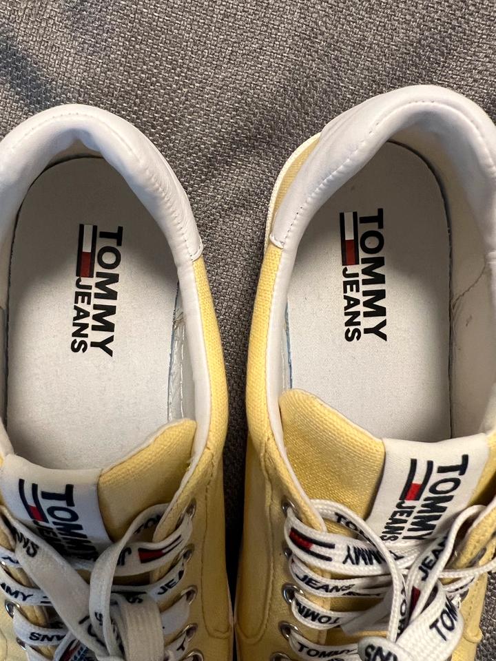 TOMMY JEANS (Hilfiger) Plateau-Sneaker Gelb, 39, Stoff,fast neu in Hamburg