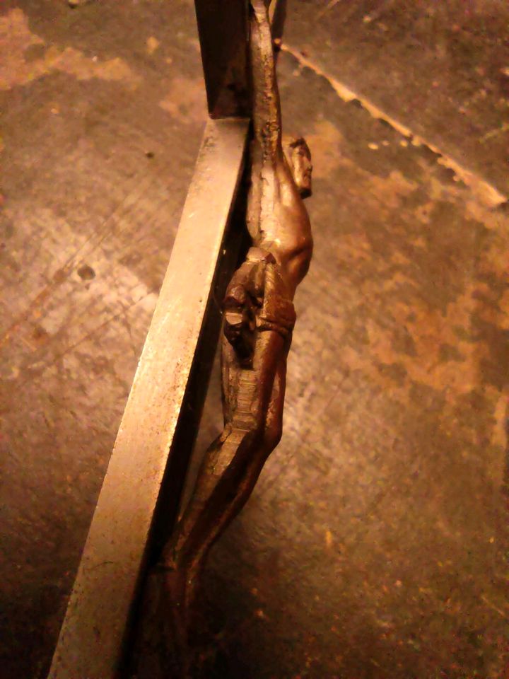 Kreuz Kruzifix Holz+Messing? 13 cm groß in Simmerath