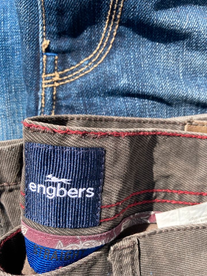 Kleiderpaket Herren Jeans 8 Stück in Mechernich