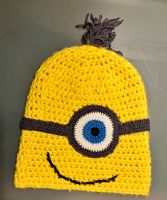 Handgestrickte Minions Mütze Nordrhein-Westfalen - Mülheim (Ruhr) Vorschau