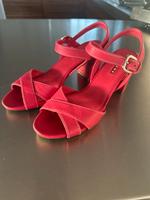 Prada Schuhe Sandalen pink Gr. 37,5 Nordrhein-Westfalen - Hückelhoven Vorschau
