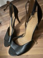 Esprit Sandalen mit Absatz NEU!!! Niedersachsen - Vechta Vorschau