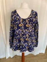 Noa Noa florale Bluse lila Gr. 38 M Baden-Württemberg - Freiburg im Breisgau Vorschau