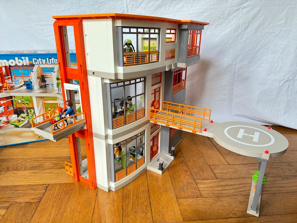 Playmobil Krankenhaus Kinderklinik 6657+6443+6445+6662+6663+70587 in Berlin