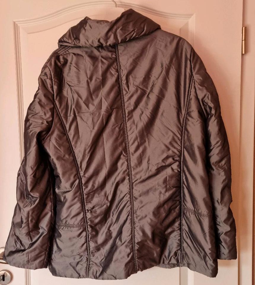 Gerry Weber Übergangs-/Steppjacke Damen Gr. 44 grau/silber in Schwerin