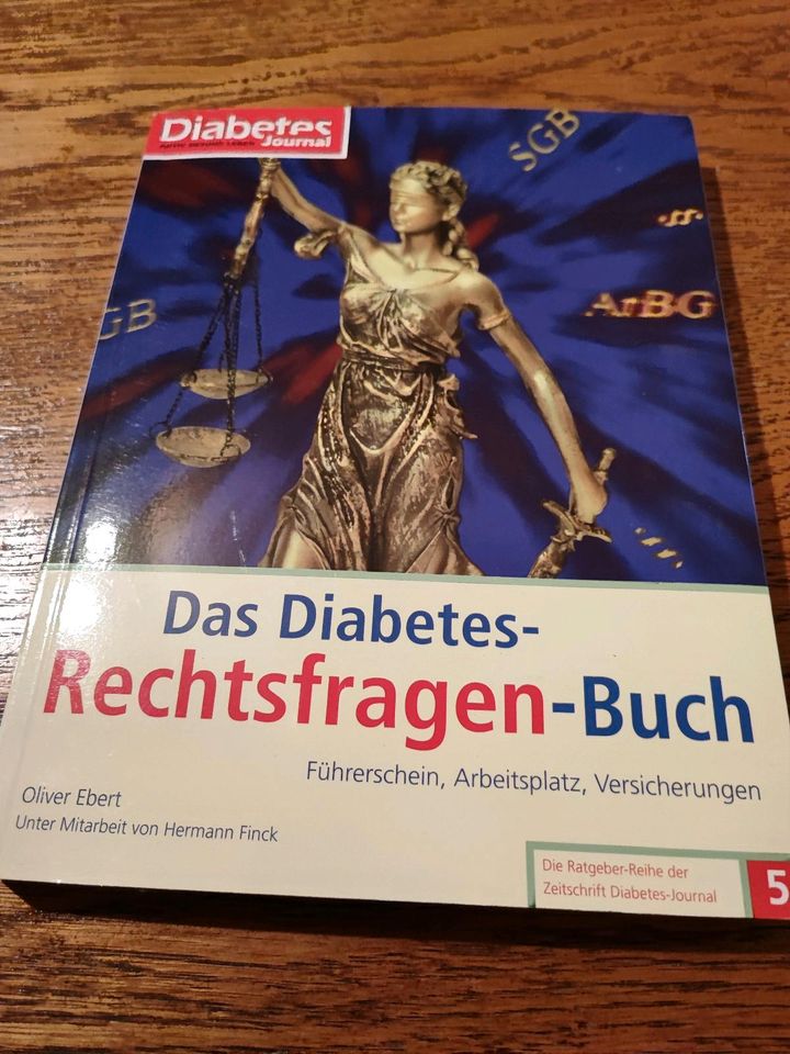 Verschiedene Bücher, fast geschenkt in Vöhringen