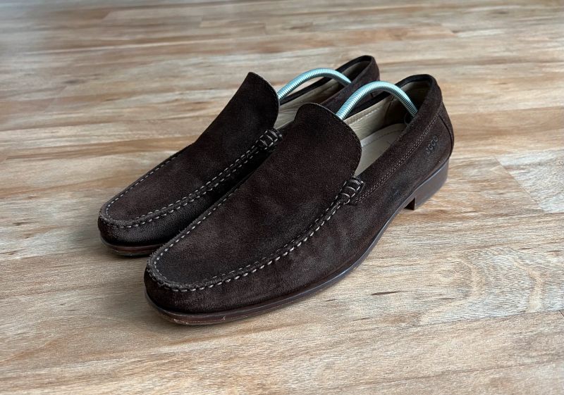 ECCO Herren Slipper, Mokassins Gr.40 Veloursleder Wildleder Loafe in  Nordrhein-Westfalen - Lippstadt | eBay Kleinanzeigen ist jetzt Kleinanzeigen