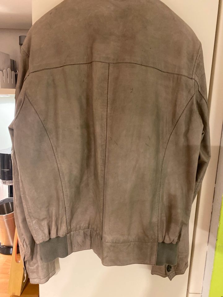 NEUwertig Milestone Giovo Lederjacke beige Lamm Nappa Gr. L, 52 in Starnberg